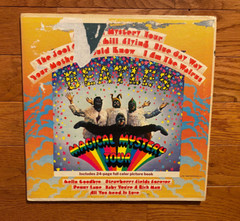 The Beatles – Magical Mystery Tour LP Capitol SMAL 2835 1971 Pressing w/ Booklet