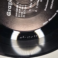 GRAPHIC SHADOWS/She Turns Her Eyes Away/Vinyl 1981 US 7″33-1/3 rpm EP single