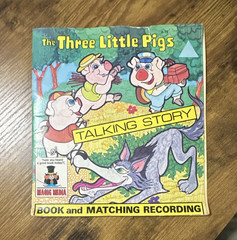 Magic Media The Three Little Pigs 7″ 33 RPM Vinyl Story w/ Book MR-19 1978