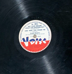 FRANK SINATRA /PUT YOUR DREAMS AWAY FOR ANOTHER DAY /WW2 78 RPM V-DISC RECORD A3