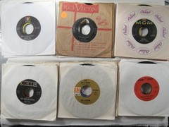 Record lot 45 rpm VG+/NM- 100+ vinyl w/ sleeves pop rock 50s/60s FREE SHIP 5M