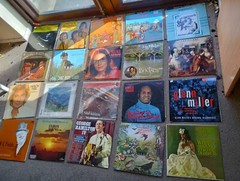 VINYL RECORD JOB LOT 30KG AROUND 120 RECORDS MIXED GENRE WITH FREE SHIPPING