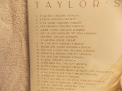 Fearless (Taylor’s Version) by Swift, Taylor (Record, 2021)