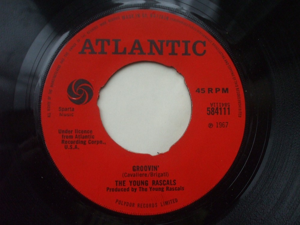 The Young Rascals – Groovin’ / Sueno – Jukebox Ready 45
