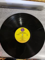 1982 YAZ “Upstairs At Eric’s” 12″ 45 rpm record album w/orig. lyric inner cover