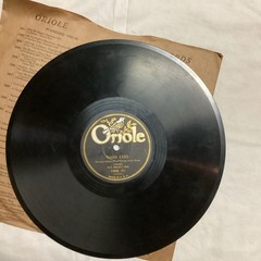 Oriole Records Lot of 4 10″ 78 RPM Shellac Singles w/ Paper Sleeve