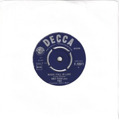 Unit Four Plus Two – Concrete And Clay (Decca 1965) 7″ Single