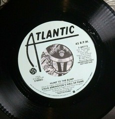 Steve Arrington’s Hall Of Fame Hump To The Bump 1983 promo 7-89715 7″ 45rpm