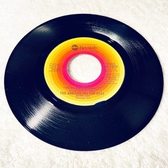 1960’s-1970’s era – Country / Folk / Gospel – 7″ 45 RPM SINGLES – You Choose!