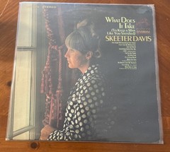 Skeeter Davis LP | What Does it Take to Keep a Man | 1967 RCA