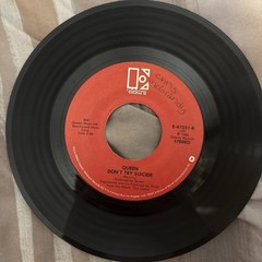 Queen – Another One Bites The Dust / Don’t Try Suicide 45 – Elektra