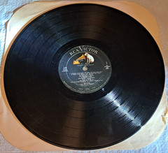 1960 Very Good Elvis G.I. Blues Sound Track RCA LPM-2256 First Press Mono