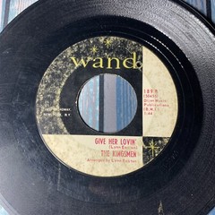 THE KINGSMEN ANNIE FANNY & GIVE HER LOVIN GARAGE ROCK NM VINYL 45