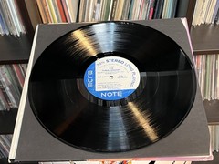 The Three Sounds – Moods (LP) (Good Plus (G+)) – 4145683605