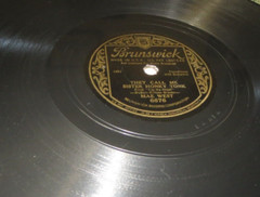 78RPM Brunswick Mae West – I Want You Need U / They Call Me Sister Honky Tonk VG
