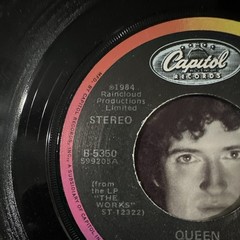 Queen I Want To Break Free/Machines 7″ 45 RPM Vinyl Single 1984 Capitol B-5350
