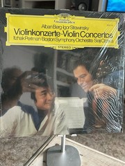 Itzhak Perlman Berg Stravinsky Violin Concertos LP DG 2531 110 EX EX Ultrasonic