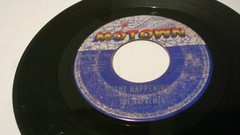 LOT OF 8 45 RPM THE SUPREMES Hangin’ On, Hurry Love, Happening, Come See About