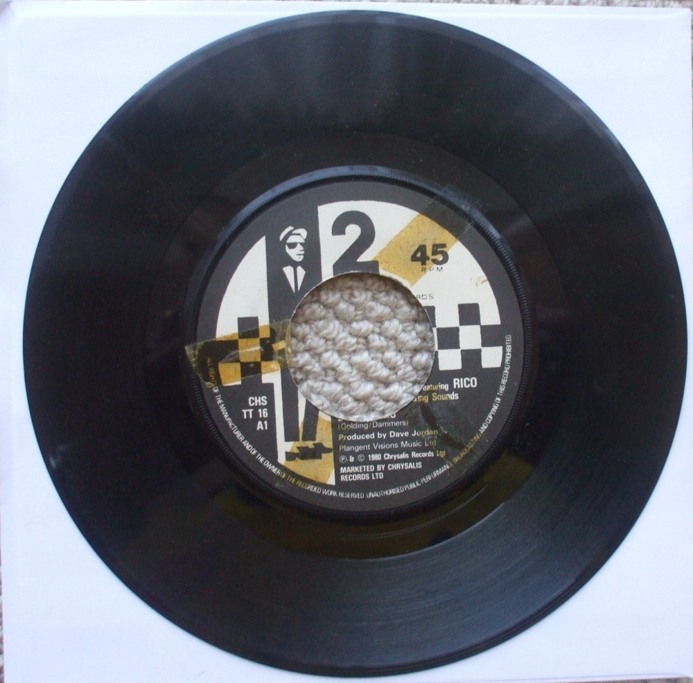 The Specials – Do Nothing / Maggie’s Farm – Paper Label – Jukebox ready 45