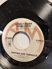 45 ~Captain & Tennille: “Lonely Night /Smile For Me One More Time” A&M 1976 (NM)