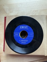 UNTESTED 1950’s Lot Of 20 – 45 RPM Records Without Picture Sleeve