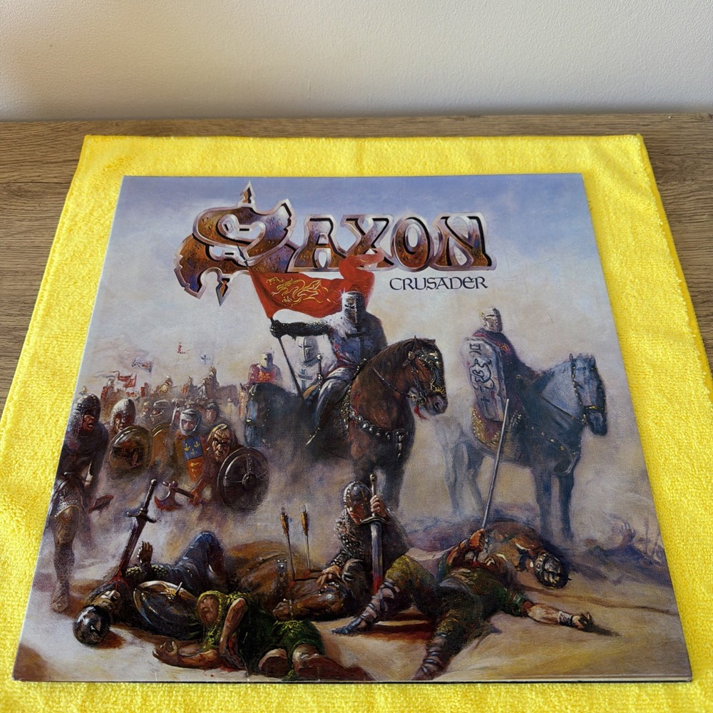 SAXON Crusader vinyl LP *Original* Gatefold sleeve very good condition