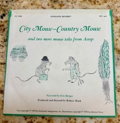 Vintage 1973 Scholastic Records City Mouse, Country Mouse Children’s Book