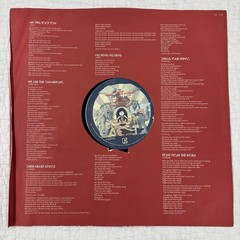 Vintage 1977 Queen Album NEWS OF THE WORLD Record Vinyl LP