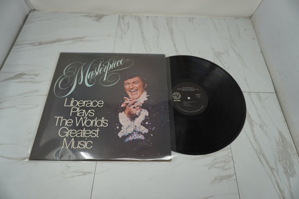 Liberace – Masterpiece LP Record 1976 Gatefold Sleeve AVI Records Classical 33