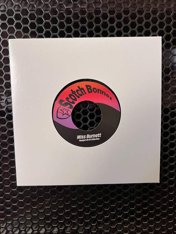 Mungo’s Hi-Fi X Kiko Bun – Miss Burnett (7″) (Near Mint (NM or M-)) – 3781128044