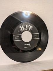 45 ~Music City Five & Harvey Frolic: “Maria Elena / Matador” VG