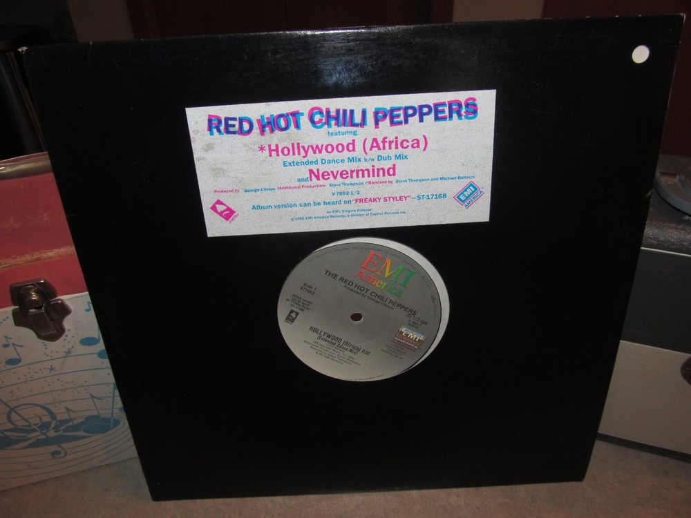 NM – Promo – RED HOT CHILI PEPPERS Hollywood (Africa) 12″ Vinyl EMI America Rock