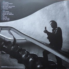 Eddie Vedder – Earthling (LP, Album) (Mint (M)) – 4241512914
