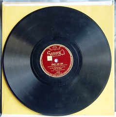 78 RPM 10″ Sonora 100 Clyde Bernhardt Blue Blazers Triflin Woman Blues Sweet Jam