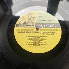 Arlo Guthrie “Running Down The Road” UK vinyl gatefold cover RSLP6346