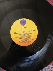 Rare: MADONNA 12″ SINGLE “Express Yourself” MINT PROMO 1989 Mint All The Way Pix