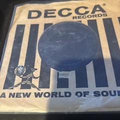 DECCA Bing Crosby Adeste Fiddles Come All Ye Faithful Side 1 Side 2 Silent Night