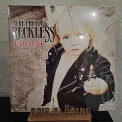 The Pretty Reckless – Light Me Up BLACK MARBLE w/ SPLATTER Vinyl LP [NEW *Bump]