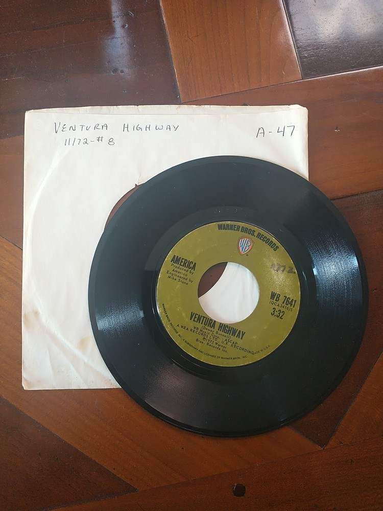 AMERICA: ventura highway / saturn nights WB 7″ Single 45 RPM Vinyl Record 7641