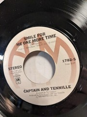 45 ~Captain & Tennille: “Lonely Night /Smile For Me One More Time” A&M 1976 (NM)