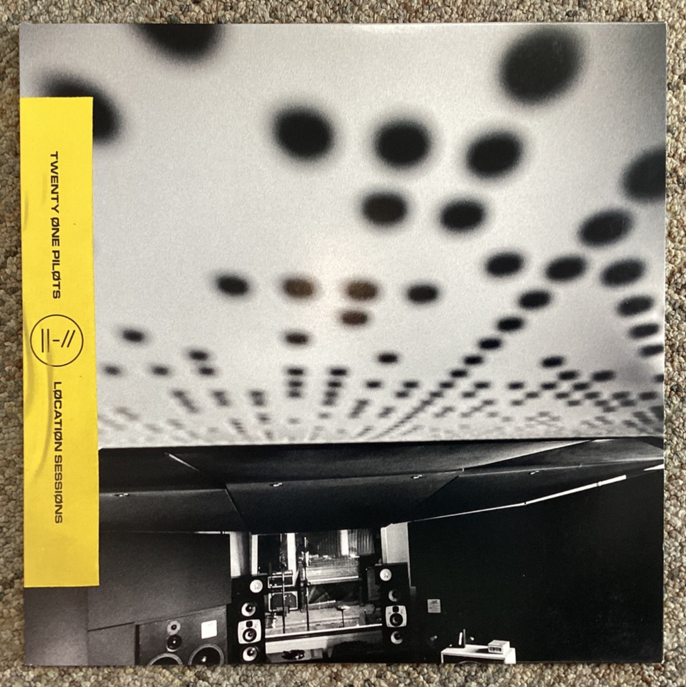 Twenty One Pilots – Location Sessions – 2021 RSD Press Gray Vinyl w/Slv VG+/M-
