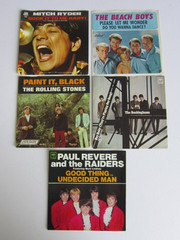 1960s ROCK Lot Of 25 PICTURE SLEEVES 45 RPM No Records STONES Beach Boys