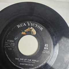 Skeeter Davis Somebody Loves You/End Of The World 45 RPM 7″ Rca Victor 47-8098