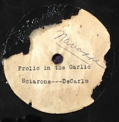UNISSUED 50s Male Singer + Guitar ACETATE 78 Silhouette / Frolic In Garlic HEAR