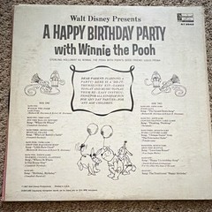 Disneyland Winnie the Pooh Birthday Party ST-3942 12″ Vinyl LP