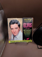 ELVIS PRESLEY BOSSA NOVA BABY / WITCHCRAFT 1963 RCA VICTOR 47-8243 PS