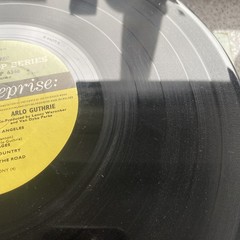 Arlo Guthrie “Running Down The Road” UK vinyl gatefold cover RSLP6346