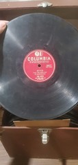 Vintage 10″ 78 RPM Record Lot with Storage Case 1940s 1950s Swing Pop Jazz