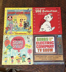 Disneyland Records Character Bundle – great condition