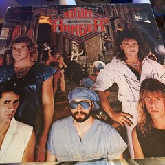 Lot of 2 vintage vinyls LPs Harry Chapin Living Room Suite & Night Ranger Madne